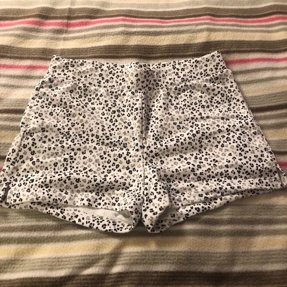 Old Navy Other - ☀️BOGO FREE: NWOT Old Navy girls Shorts